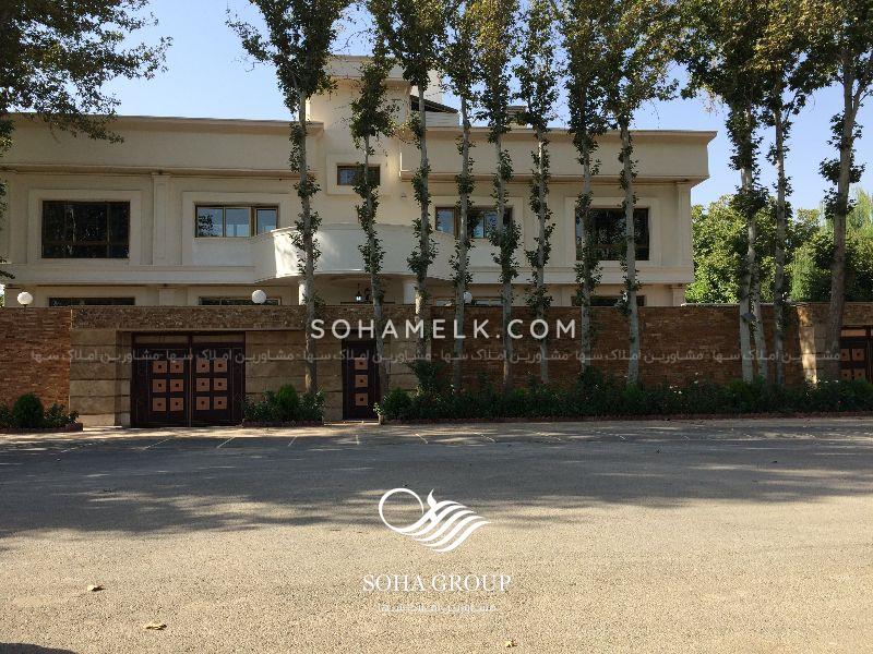 2500 متر باغ ویلا با عمارت زیبا در محمدشهر