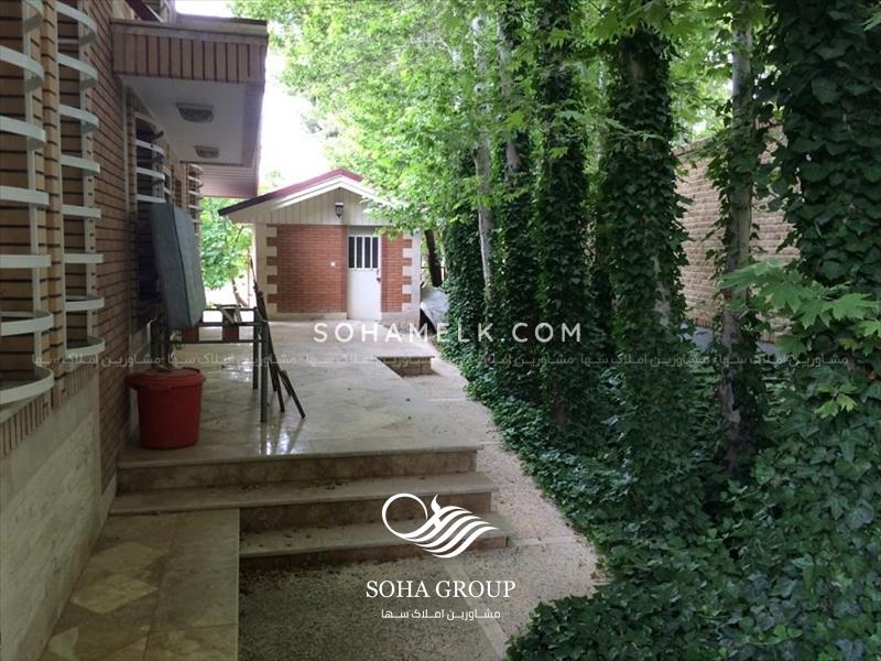  2000 مترباغ ویلای لوکس  داخل مجموعه ویلایی