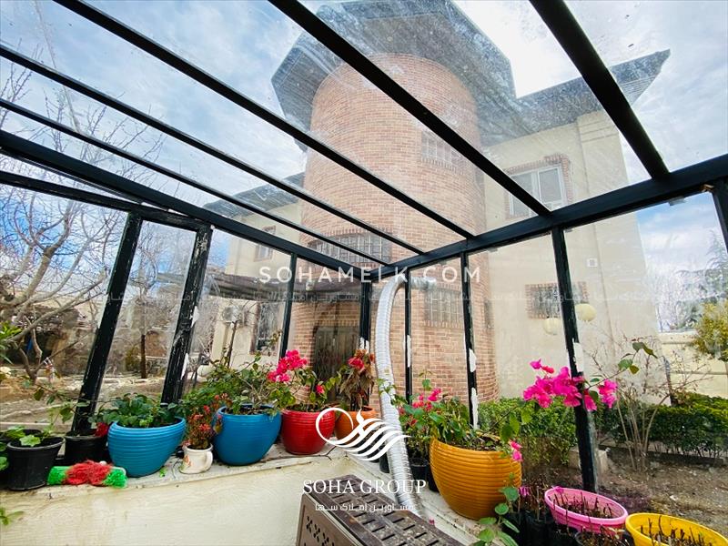 2500 متر باغ ویلا ی سوپر لاکچری در شهرک زیبادشت شمالی 