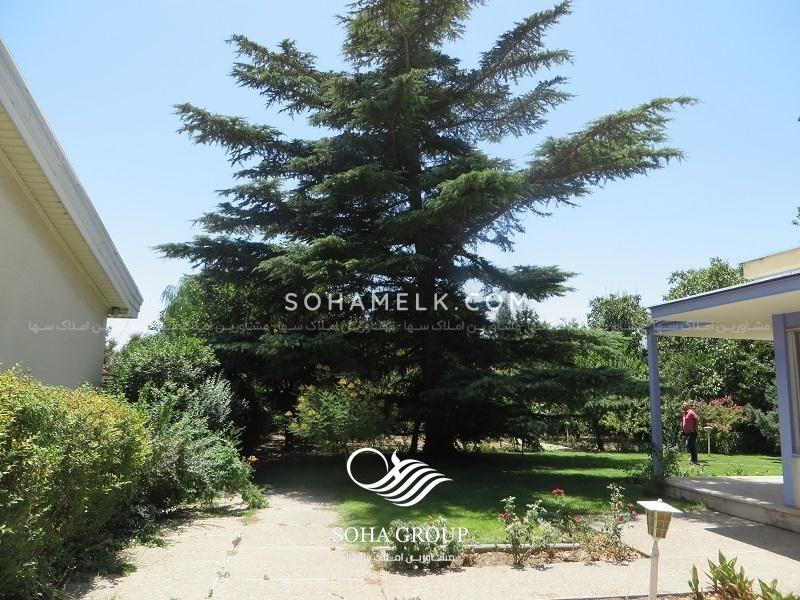 1300 متر باغ ویلا در دهکده فردیس کرج