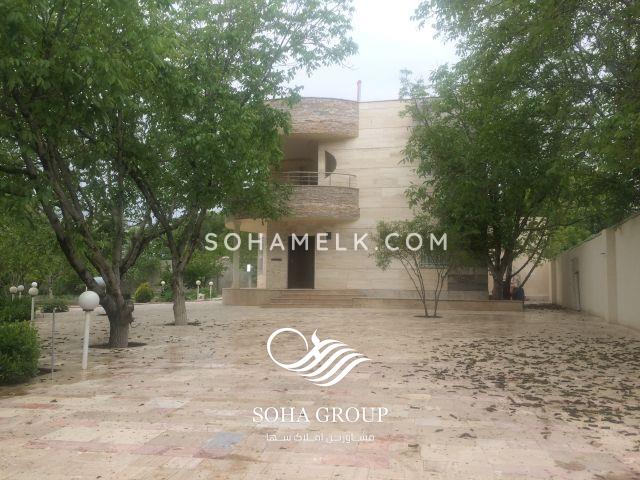 8000 متر باغ ویلا در لم آباد ملارد