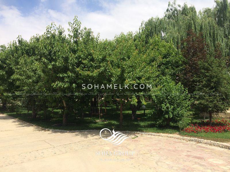 4100 متر باغ ویلای زیبا در زیبادشت