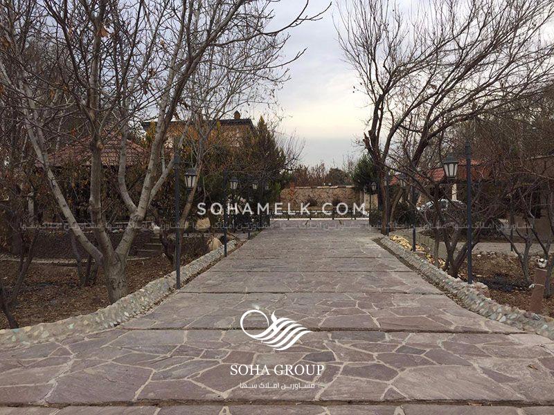 ٥٠٠٠ متر باغ ويلا