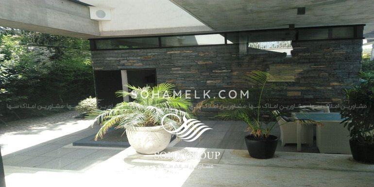 4370 متر باغ ویلا با عمارت زیبا و لوکس در محمدشهر