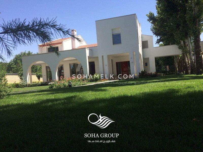 2000متر باغ عمارت ویلایی در محمدشهر