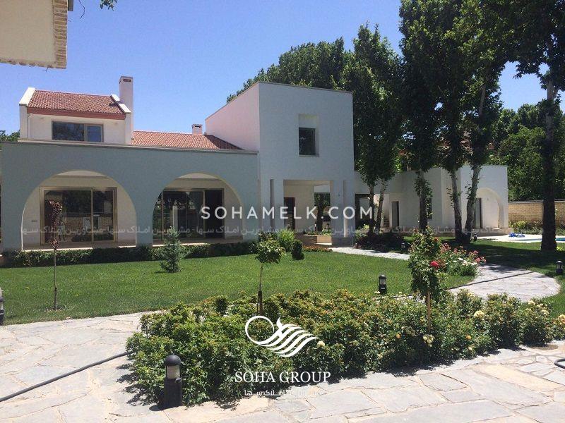 2000متر باغ عمارت ویلایی در محمدشهر