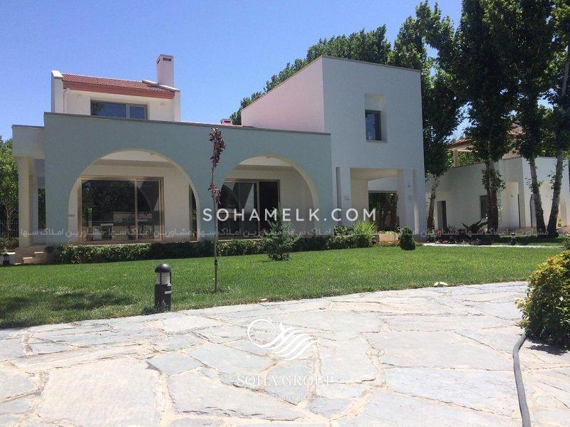 2000متر باغ عمارت ویلایی در محمدشهر