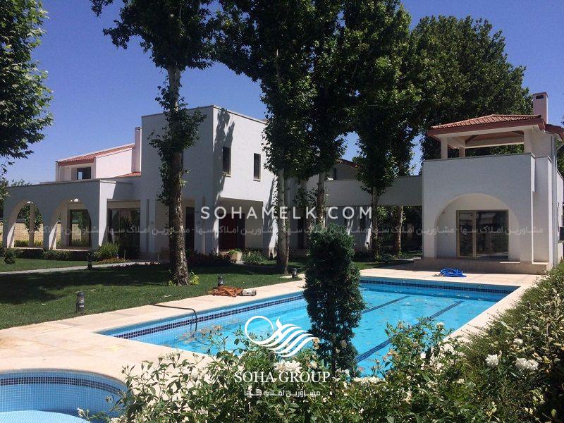 2000متر باغ عمارت ویلایی در محمدشهر