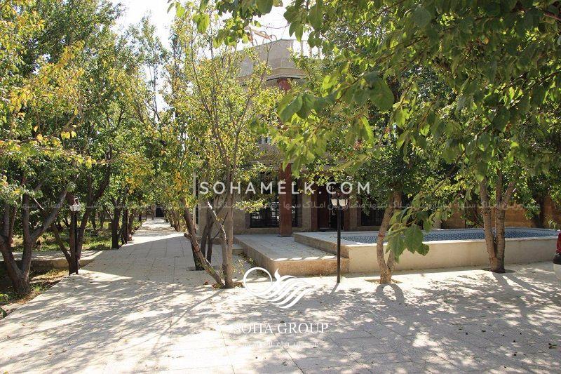 باغ ویلا 2400 متری در فردوسیه شهریار