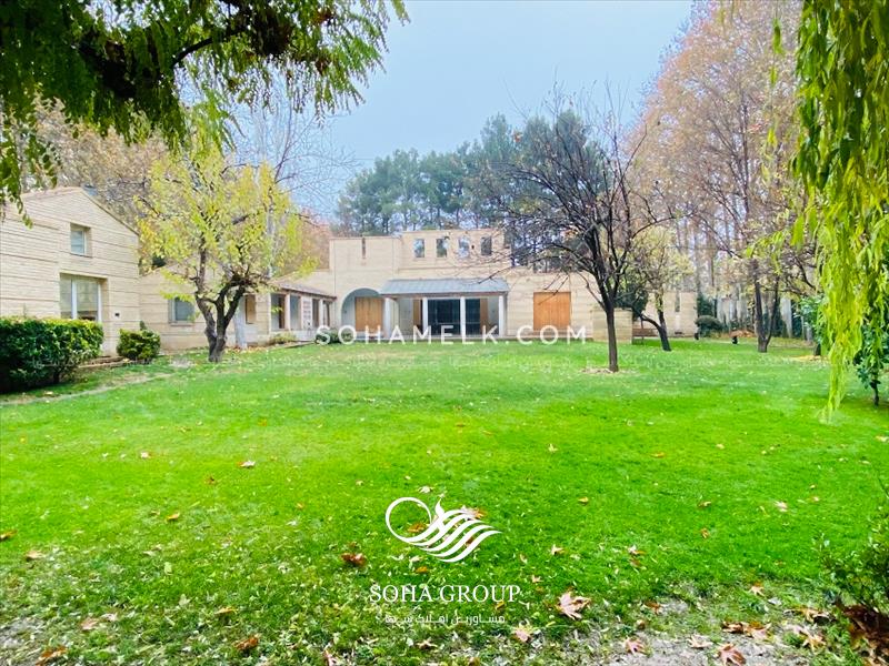 2800 متر باغ ویلای کلاسیک در محمدشهر