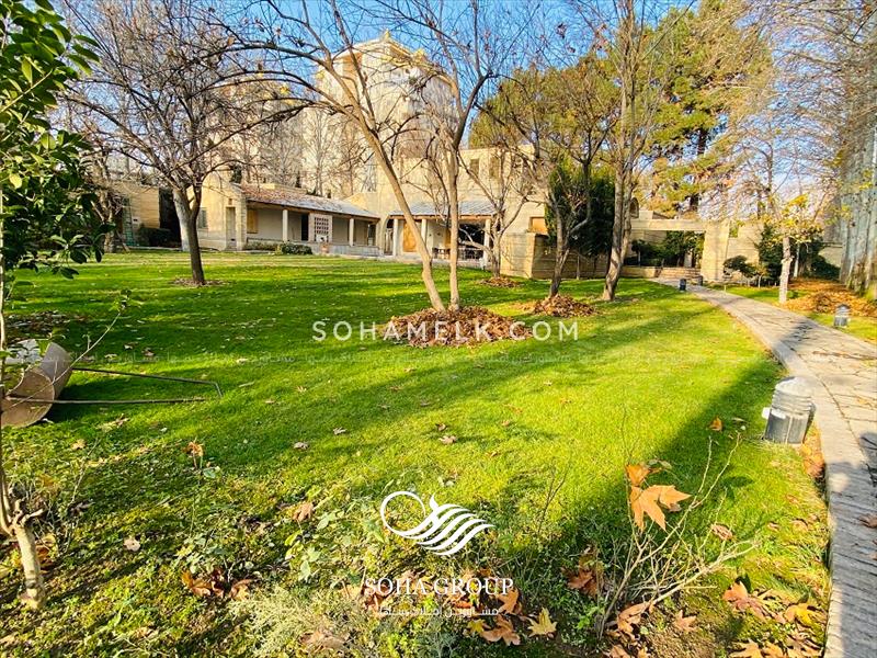2800 متر باغ ویلای کلاسیک در محمدشهر