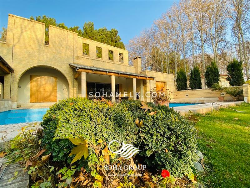 2800 متر باغ ویلای کلاسیک در محمدشهر