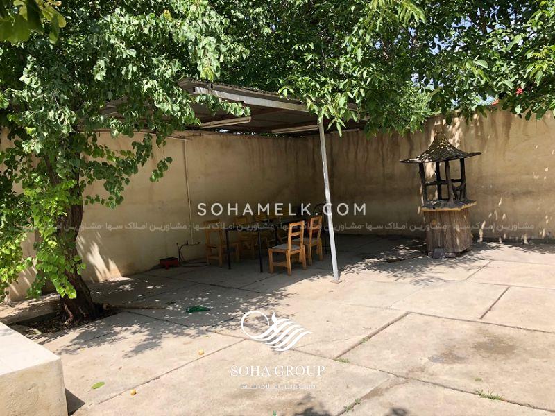 1050 متر باغ ویلا در ملارد منطقه لم آباد