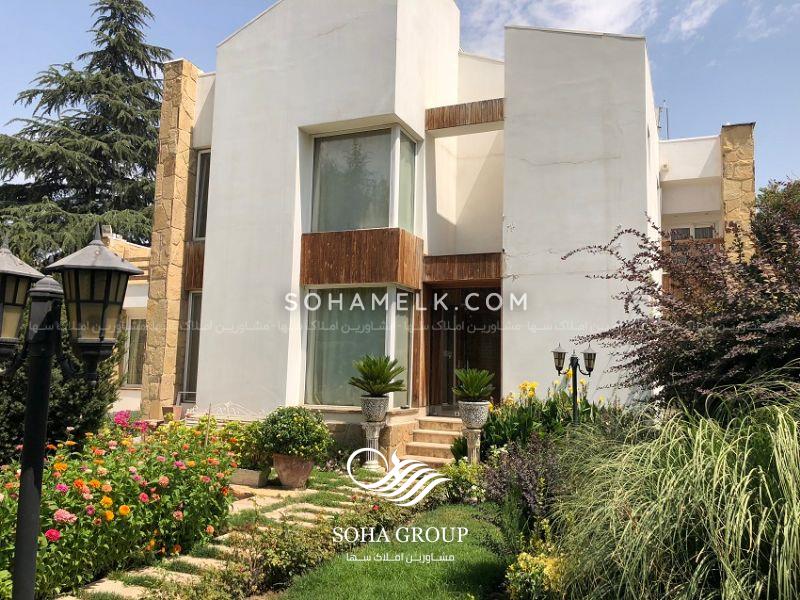 باغ ویلای زیبا در دهکده خانه 1200 متری