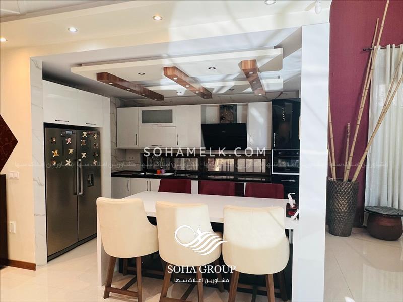 1000 متر باغ ویلا ی تریبلکس داخل شهرک ویلایی واقع در صفادشت 