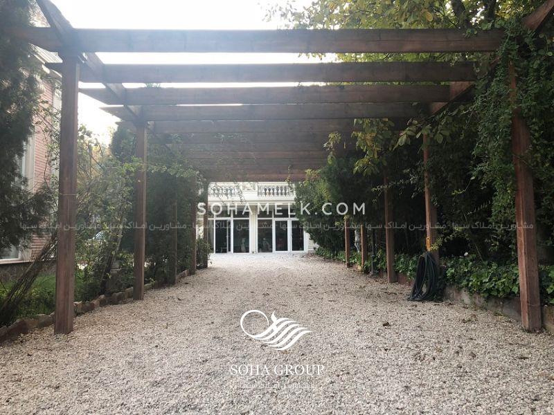 عمارتی رویایی و باور نکردنی در غرب تهران