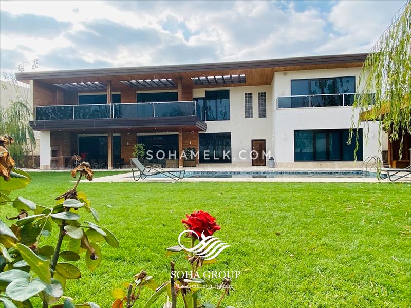 رهن و اجاره سالانه 1000متر باغ ویلای لوکس و مدرن داخل شهرک ویلایی 