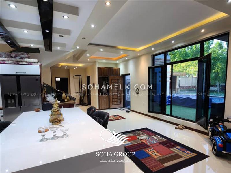 رهن و اجاره سالانه 1000متر باغ ویلای لوکس و مدرن داخل شهرک ویلایی 