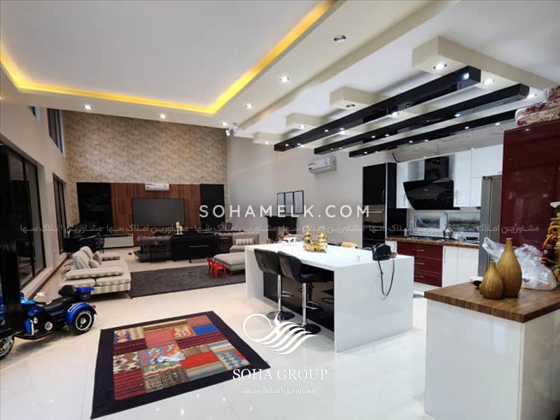 رهن و اجاره سالانه 1000متر باغ ویلای لوکس و مدرن داخل شهرک ویلایی 