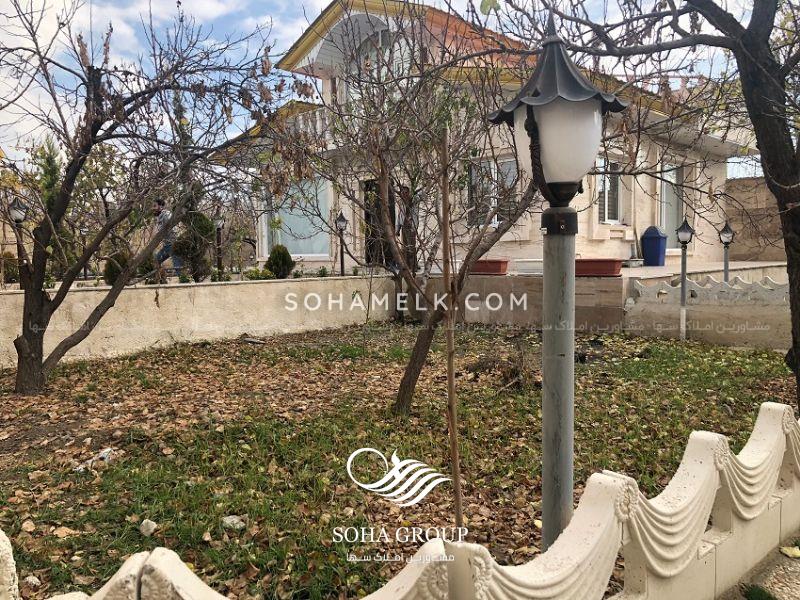 1000 متر باغ ویلا داخل شهرک ویلایی