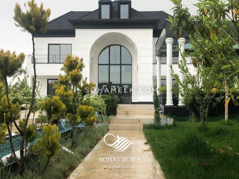 2200 متر باغ عمارت لاکچری و لوکس در شهرک ویلایی برند