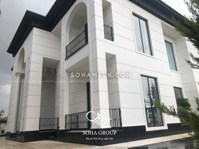 2200 متر باغ عمارت لاکچری و لوکس در شهرک ویلایی برند