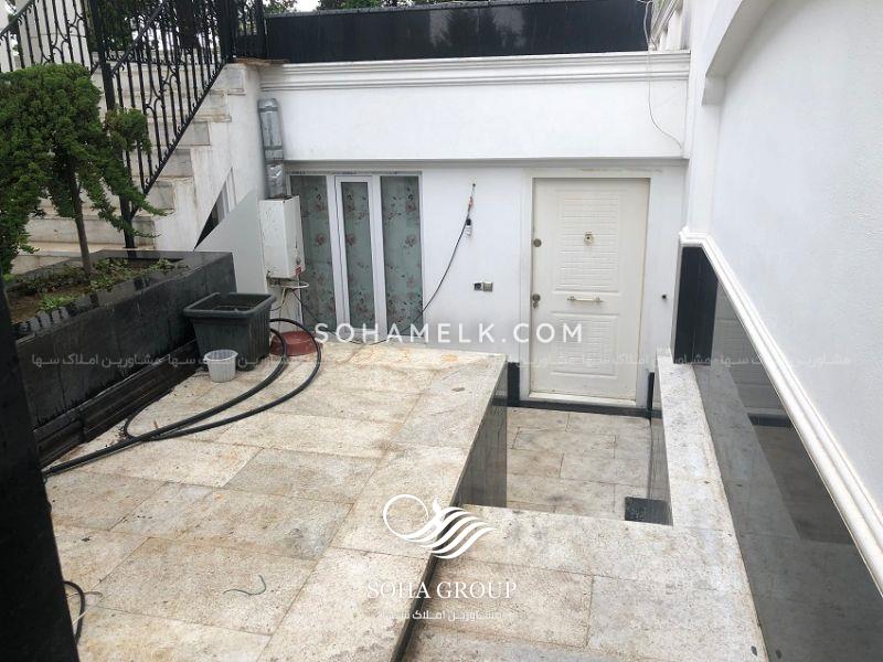 2200 متر باغ عمارت لاکچری و لوکس در شهرک ویلایی برند