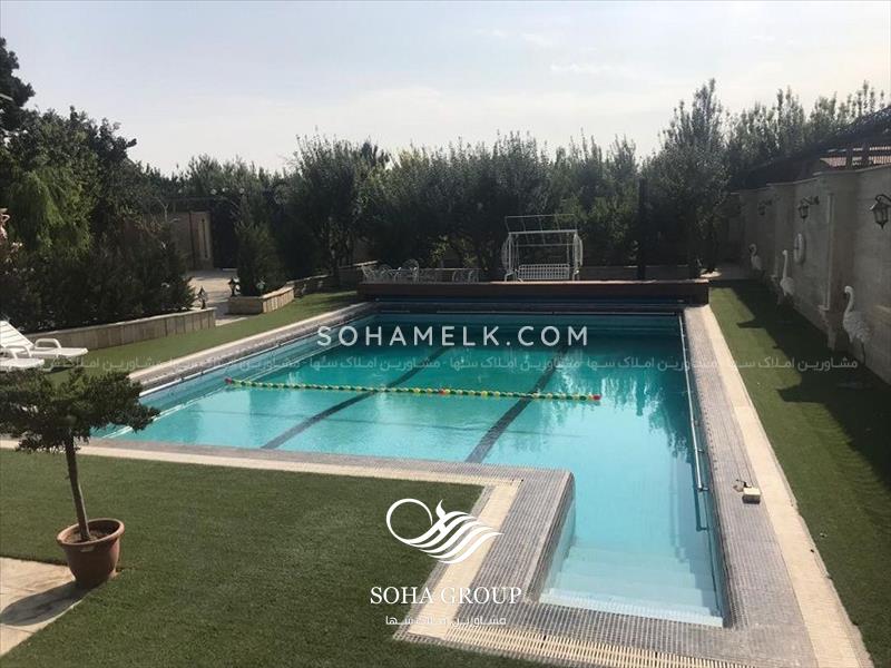2000 متر باغ ویلا لوکس در قلب شهریار