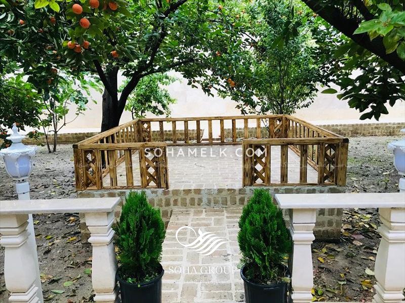 باغ ویلای لوکس با درختان خرمالو در ملارد ویلای جنوبی