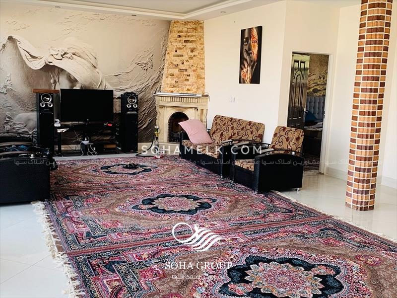 باغویلا ی 800 متری  و لوکس در مهرچین ملارد