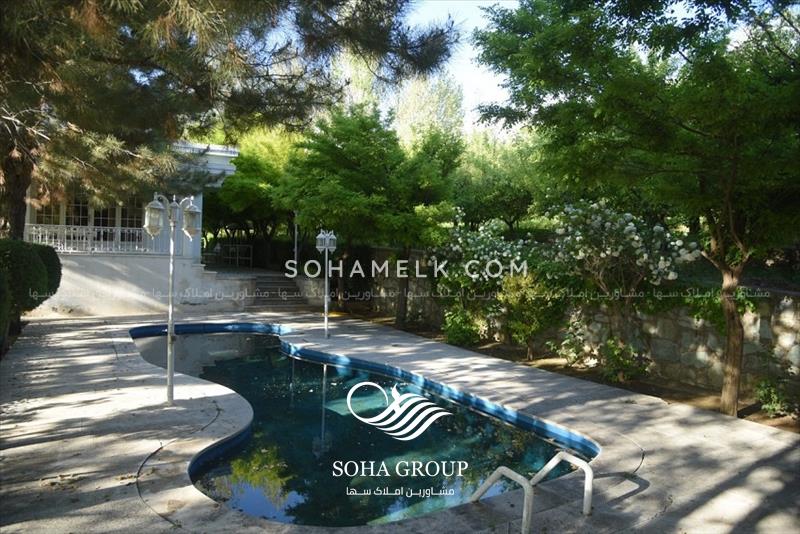 فروش باغ ویلای قدیمی در شهرک هیو نظر آباد کرج 