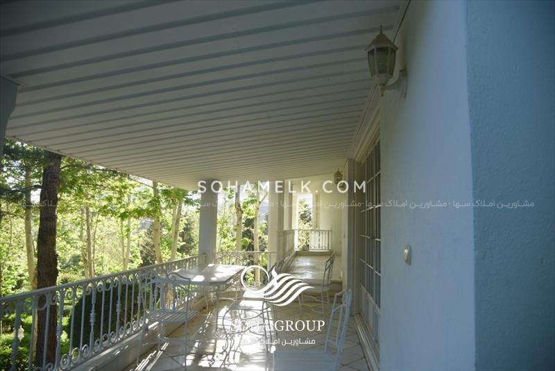 فروش باغ ویلای قدیمی در شهرک هیو نظر آباد کرج 