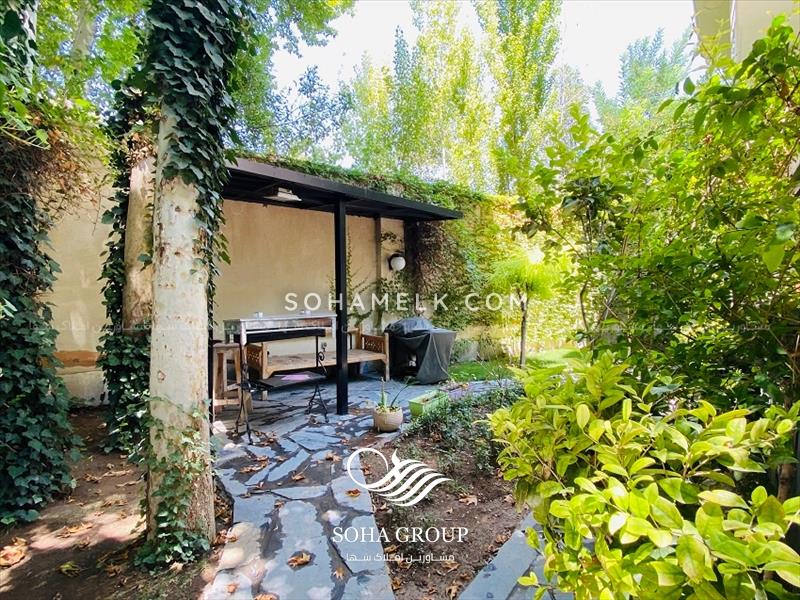 فروش لوکسترین و زیباترین باغ ویلای خوشنام ملارد