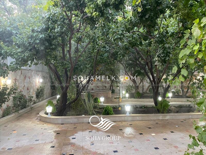 فروش باغ ویلای لوکس و زیبا در دهکده ویلای کردزار شهریار