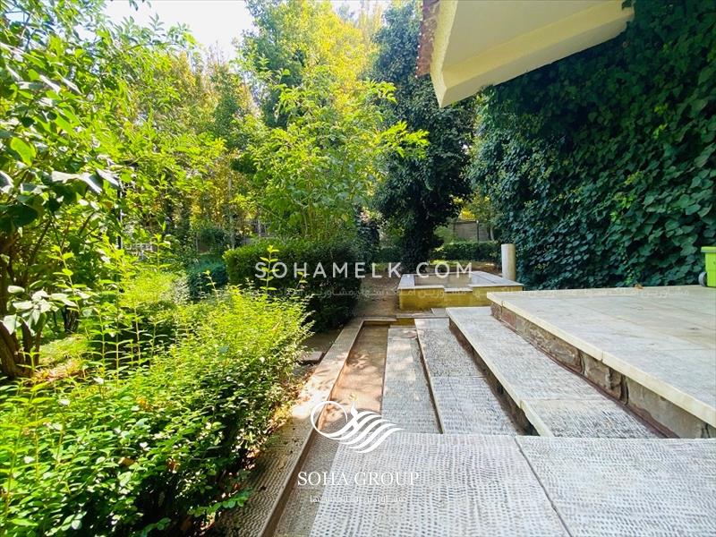 عمارتی زیبا و قدیمی در خوشنام ملارد