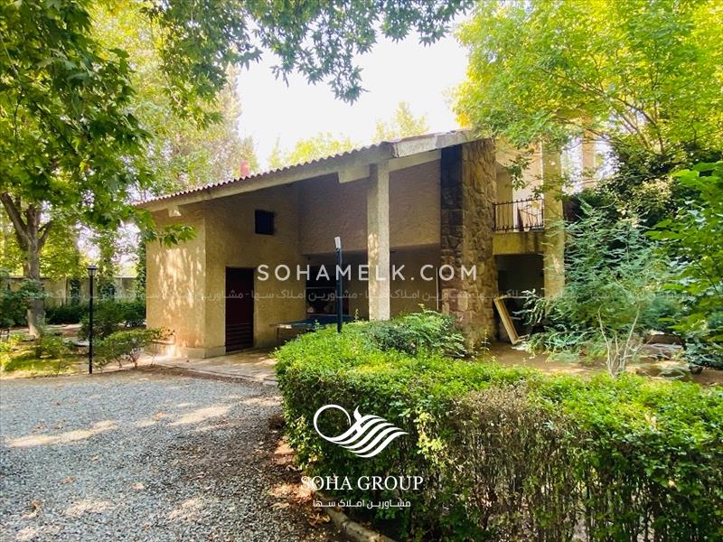 عمارتی زیبا و قدیمی در خوشنام ملارد