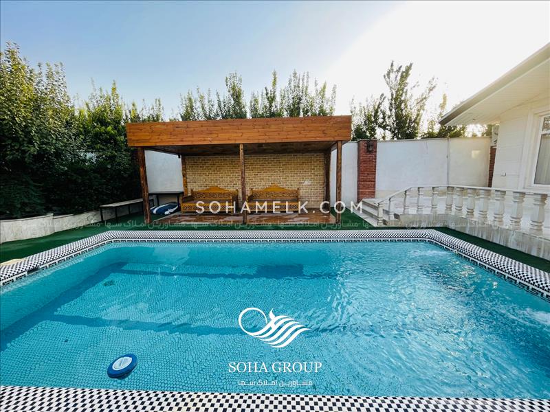 رهن واجاره سالانه  باغ ویلای لوکس و نقلی در دهکده ویلایی کردزار شهریار 