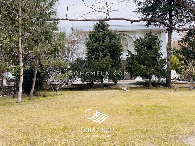 فروش باغ ویلای با اصالت با درختان کهن در محمدشهر کرج 