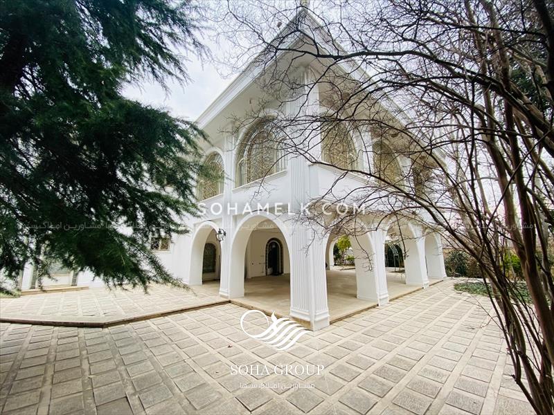 فروش باغ ویلای با اصالت با درختان کهن در محمدشهر کرج 