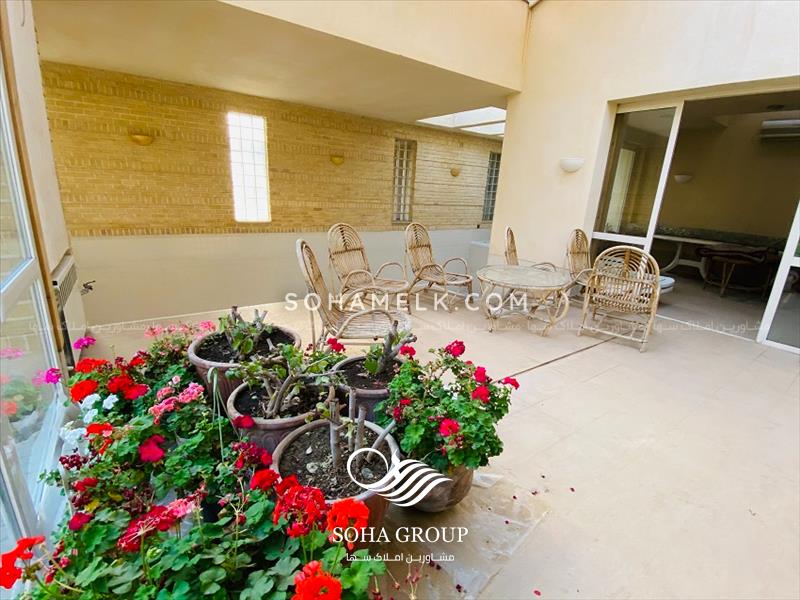 فروش باغ ویلای فوق العاده زیبا در قلب محمدشهر کرج 