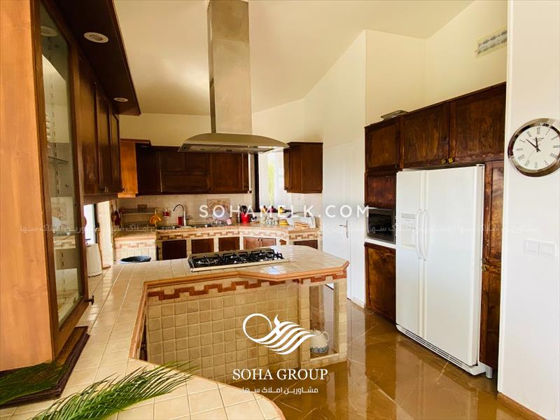 عمارتی استثنایی  و فوق العاده در کوهسار کردان کرج 