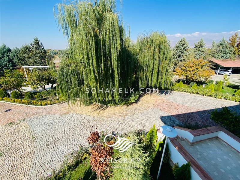 عمارتی استثنایی  و فوق العاده در کوهسار کردان کرج 