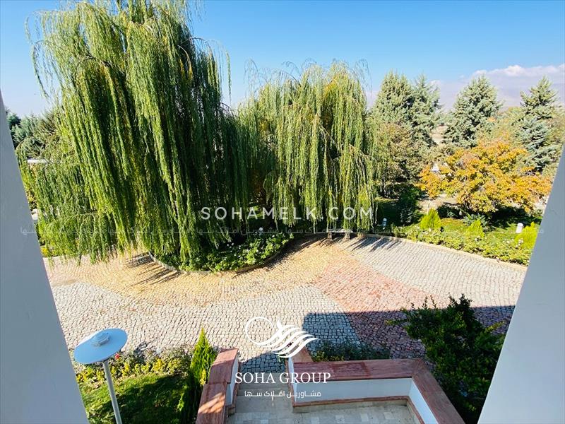 عمارتی استثنایی  و فوق العاده در کوهسار کردان کرج 