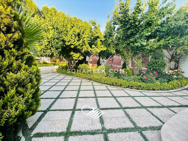 فروش باغ ویلای لوکس و 700 متری در یبارک شهریار