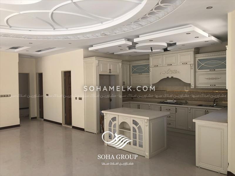 فروش باغ ویلای لوکس و 700 متری در یبارک شهریار