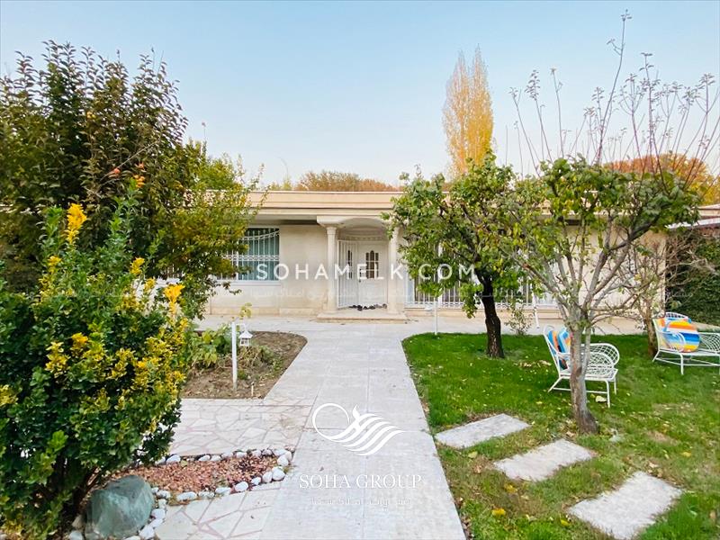 900 متر باغ ویلای زیبا در شهرک خانه فردیس کرج 