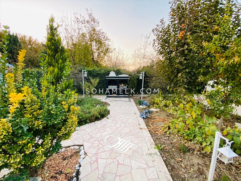 900 متر باغ ویلای زیبا در شهرک خانه فردیس کرج 