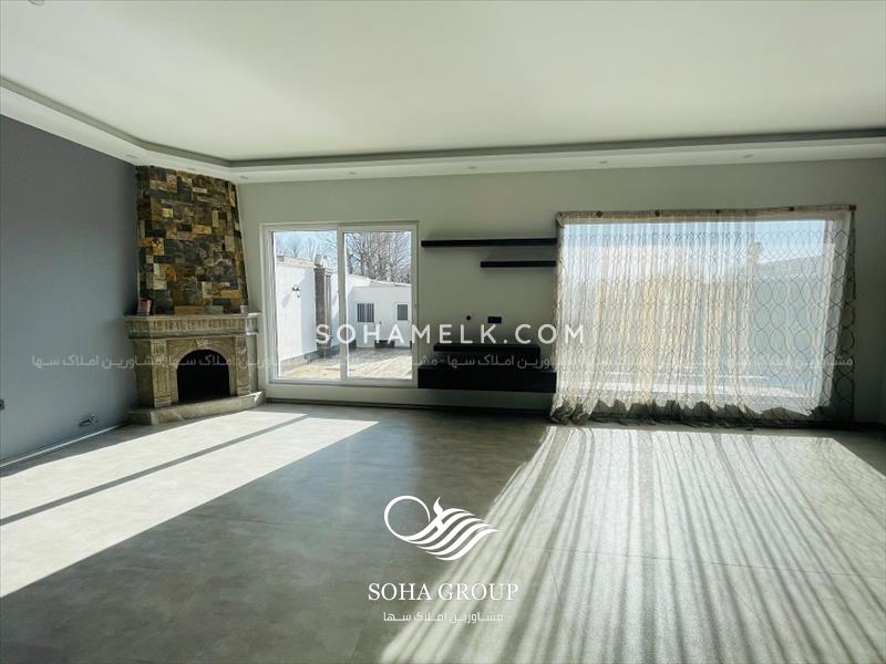 1100 متر باغ ویلا  لوکس و  نوساز در محمدشهر