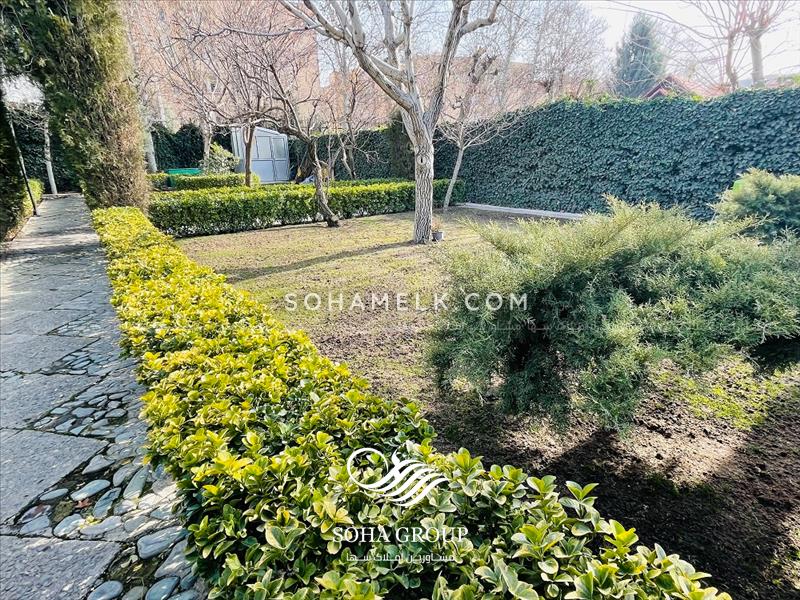1280 متر باغ ویلای بازسازی شده در شهرک خانه کرج