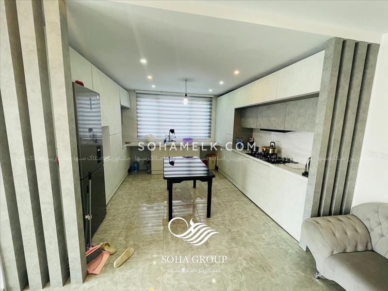 2200 متر باغ ویلا ی لوکس در  دهکده ویلای کردزار شهریار 